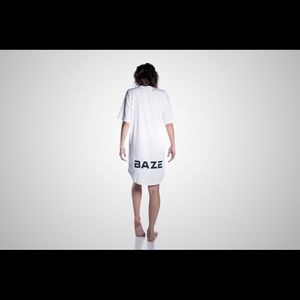 UNISEX LONG TEE WITH SHORT SLEEVE AND ROUNDED DROP